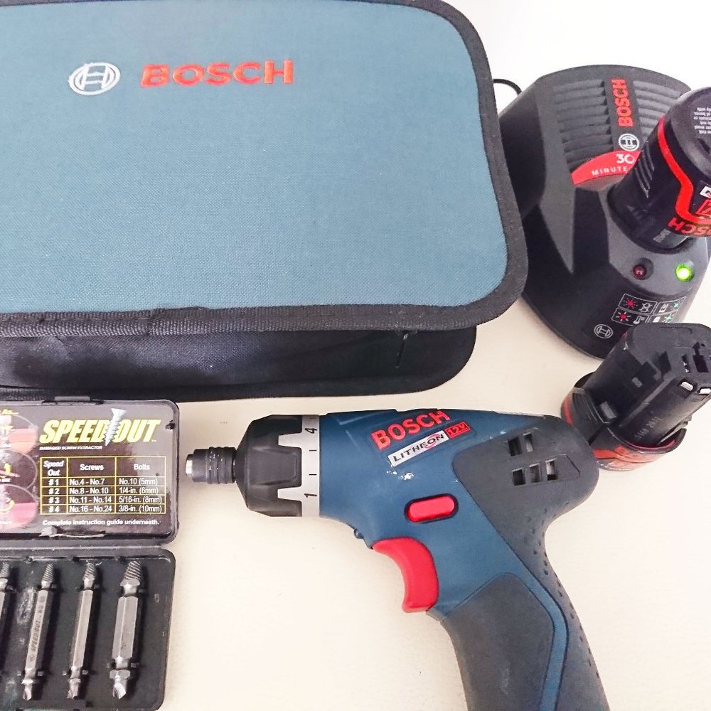 Bosch Complete Drill Set + Extra Battery